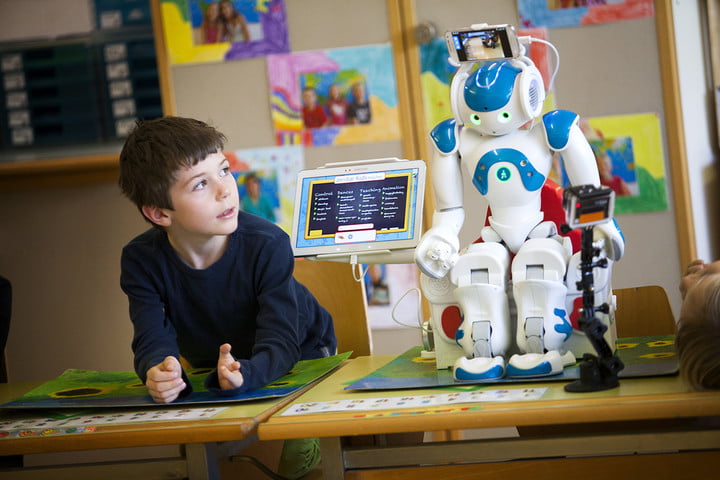 AI in education kid with robot